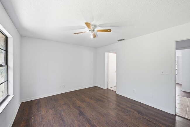 Building Photo - 5154 Breckenridge Pl