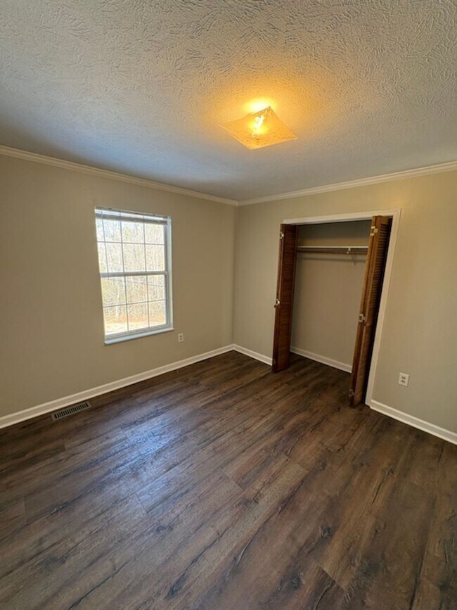 Building Photo - 4051 Wynn St