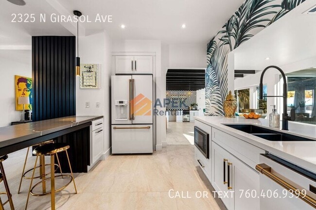 Building Photo - 2325 N Girasol Ave