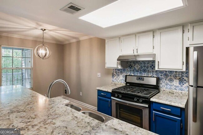 Building Photo - 4016 Whitehall Way