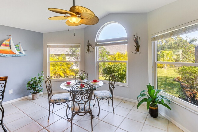 Building Photo - 831 Deep Lagoon Ln