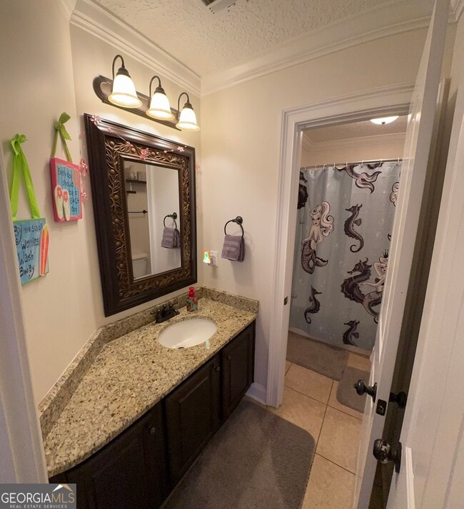 Building Photo - 305 Taylor Elaine Dr