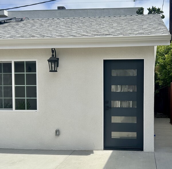 Building Photo - 14507 Greenleaf St
