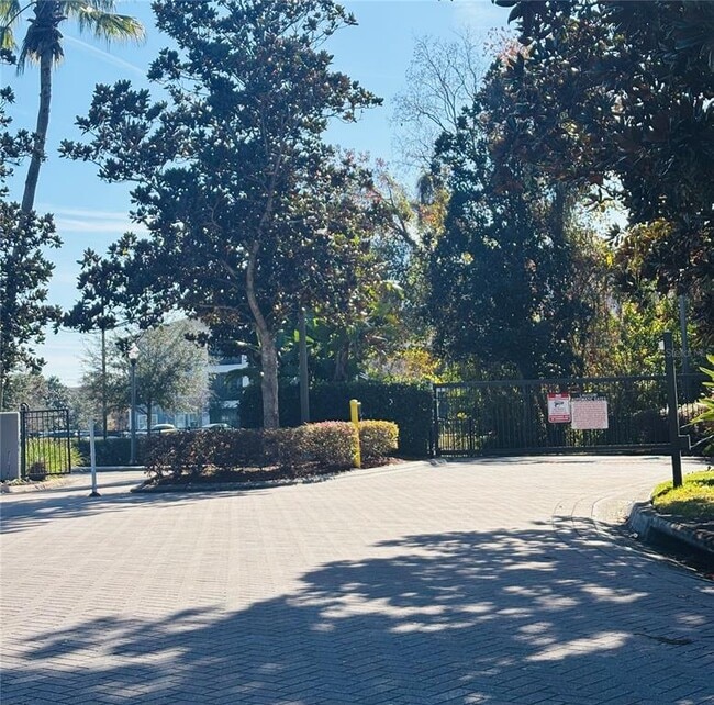 Building Photo - 2586 Grand Central Pkwy