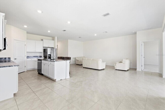 Building Photo - 8022 Penrose Pl