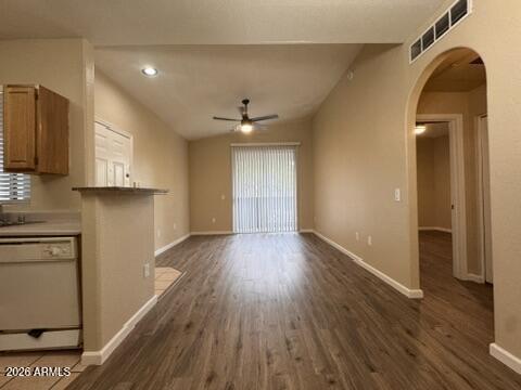 Building Photo - 2929 W Yorkshire Dr