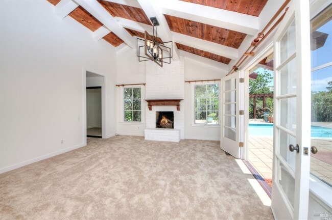 Building Photo - 13 Black Oak Ln