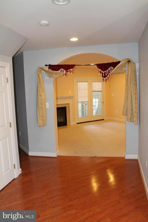 Building Photo - 24907 Earlsford Dr