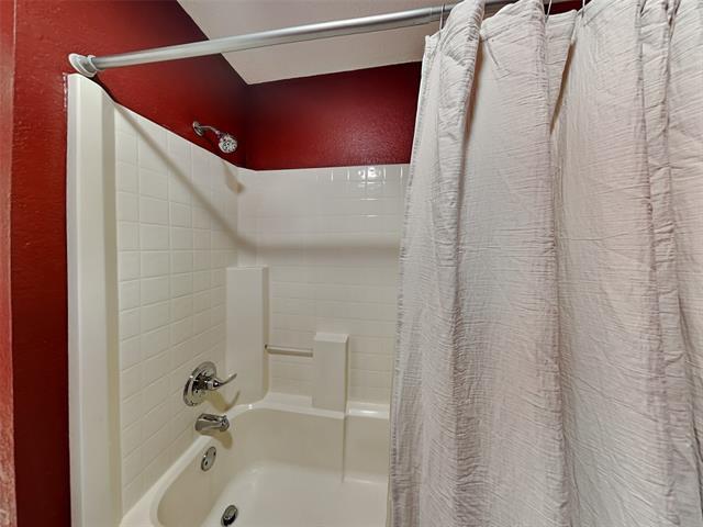 Building Photo - 5558 Heatherglen Terrace
