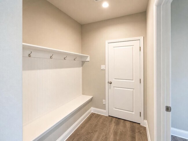 Building Photo - 1017 Greencove Dr