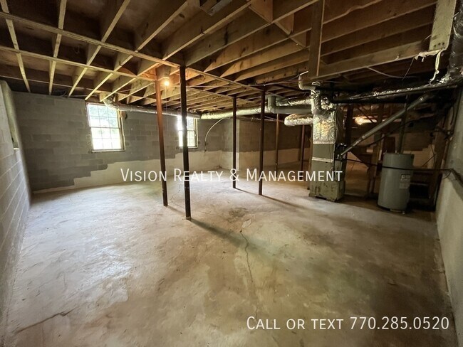 Building Photo - 55 S Greenwood Dr