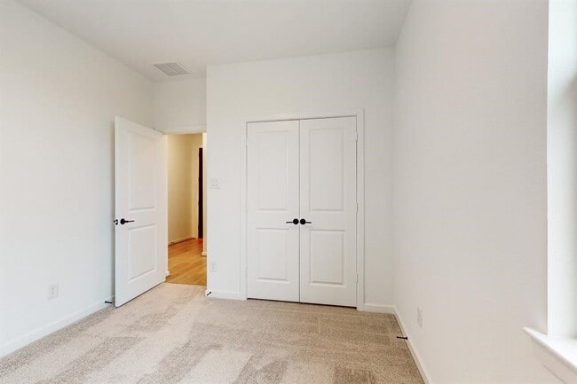 Building Photo - 21815 Sunshine Cove Ln