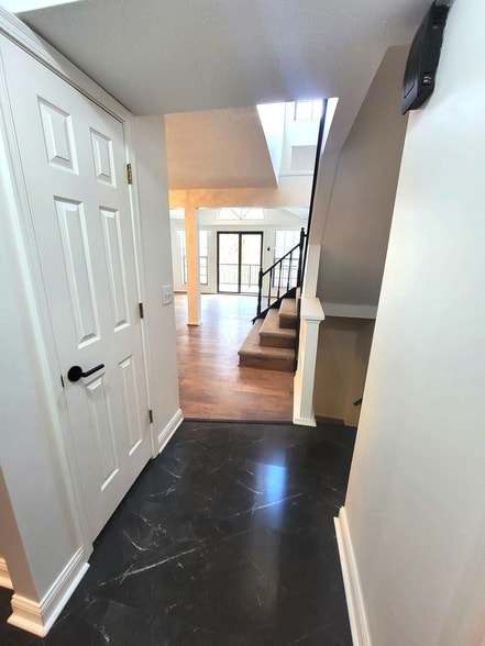 Building Photo - 1608 Shady Cove Ln