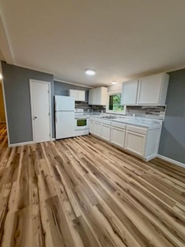 Building Photo - 544 Sandpiper Dr