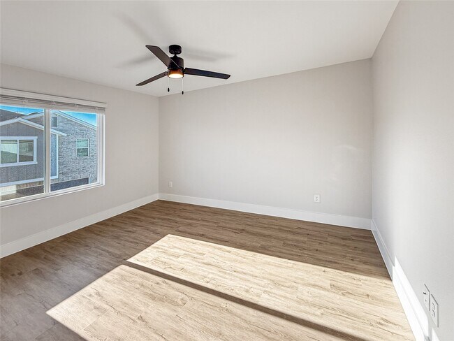 Building Photo - 5611 Mobeetie Lp