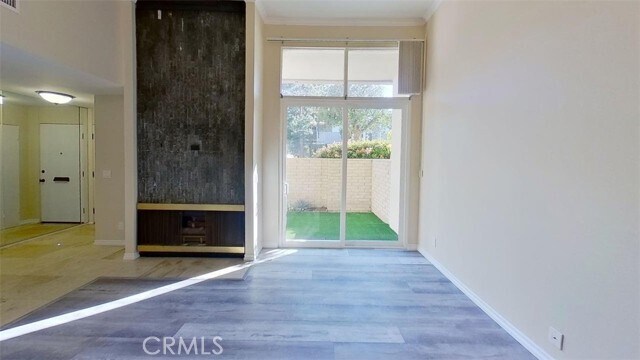 Building Photo - 4754 La Villa Marina