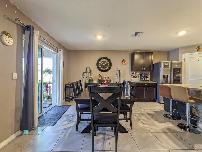 Building Photo - 4128 Silver Strand Trl