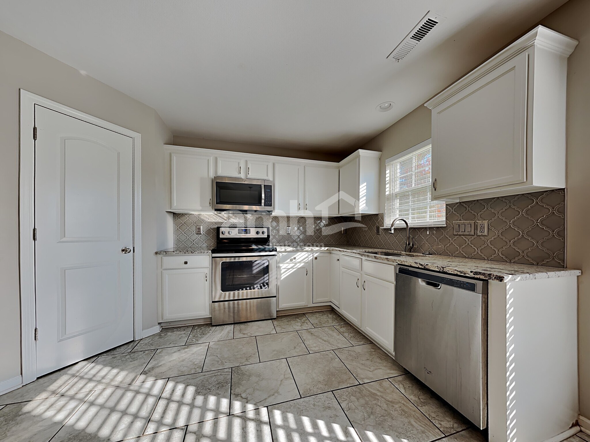 Building Photo - 4983 Old Towne Village Cir