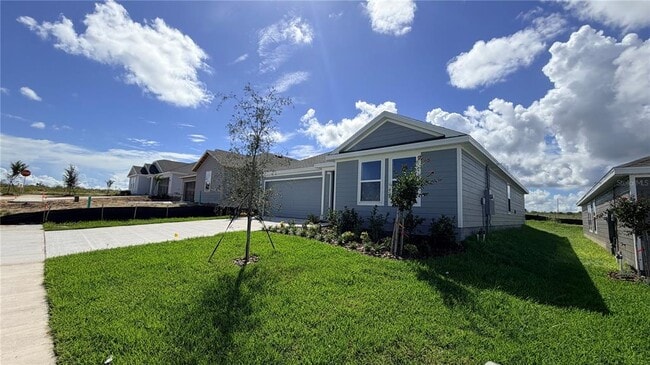 Building Photo - 615 ARTEMIS St