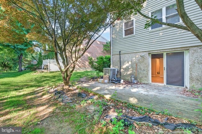 Building Photo - 9333 Pan Ridge Rd