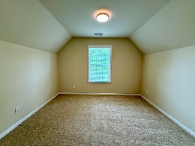 Building Photo - 1009 Providence Forest Dr