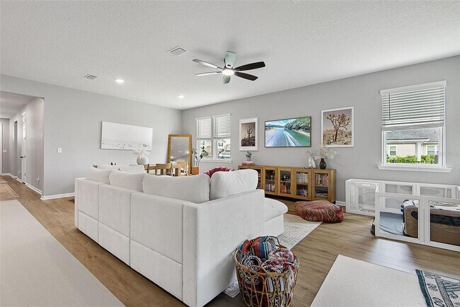 Building Photo - 26 Winged Elm Ct