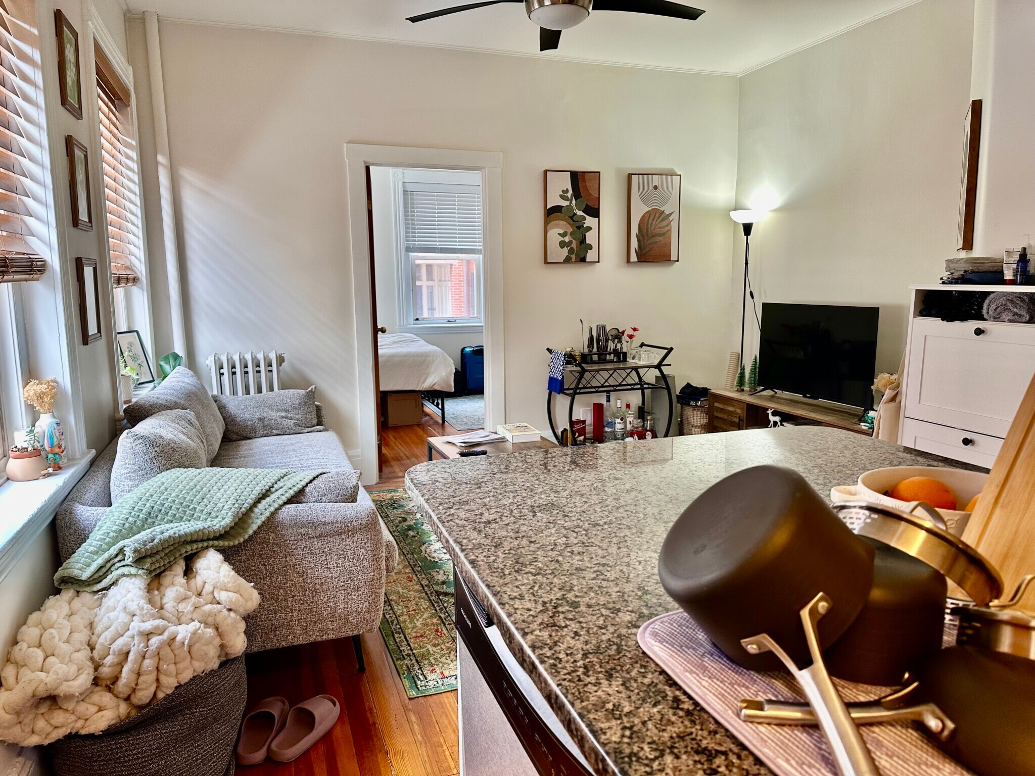 Building Photo - 108 Myrtle St