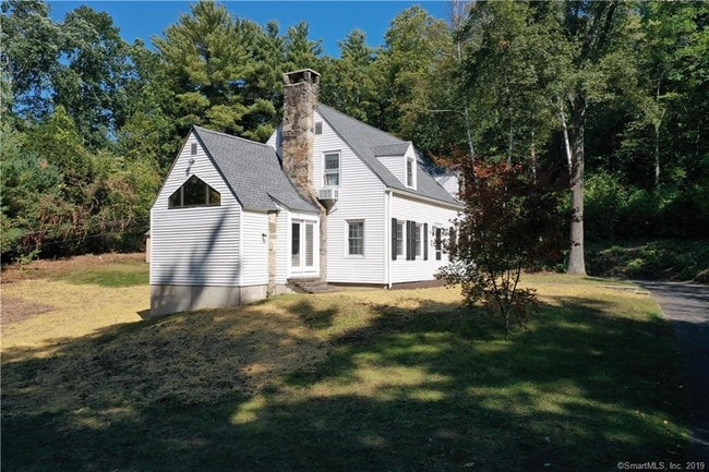 Building Photo - 36 Secret Lake Rd