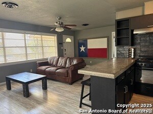 Building Photo - 3058 Westview Dr