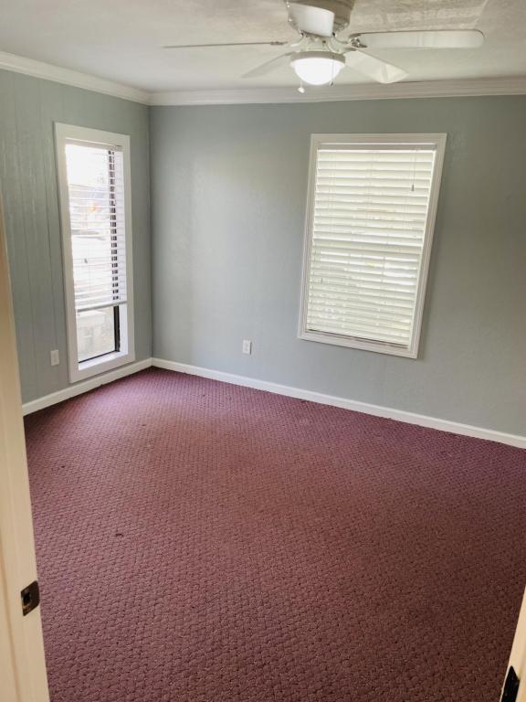 Building Photo - 306 N Davis St