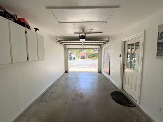 Building Photo - 3Bed/2 Bath Well kept and Upgraded! ( Mcallen TX )