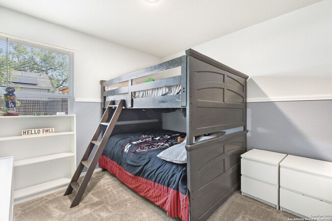 Building Photo - 5762 Sunset Point