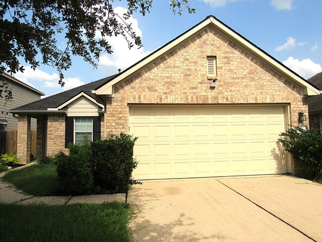 Primary Photo - Conveniently located 3/2 home close to Spr...