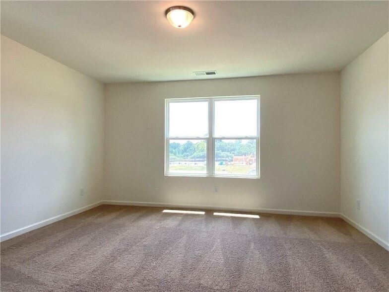 Building Photo - 239 Grand Central Wy