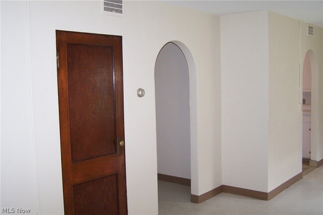 Building Photo - 15794 Grove St