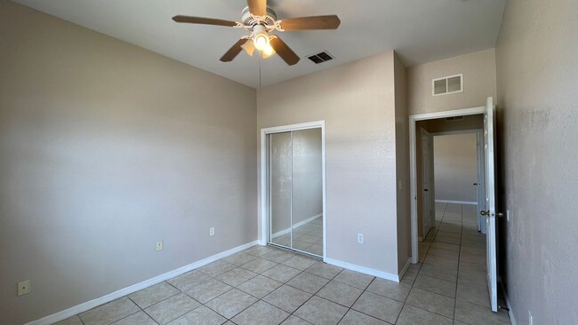 Building Photo - 506 Parsley Ct