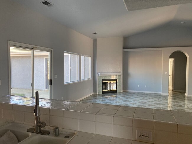 Building Photo - COMING SOON!! VERY NICE HOME 4 BEDROOM 2 BATHS