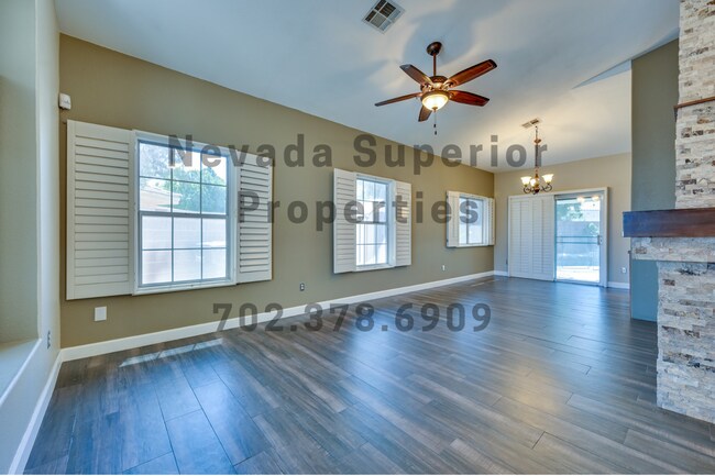 Building Photo - NW!!!  4 Bedrooms!!! Pool!! Spa!! Water Fa...
