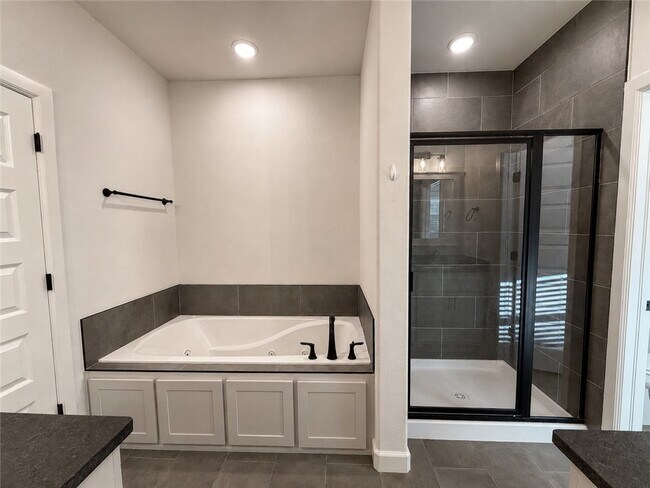 Building Photo - 1308 Cittadella Ave