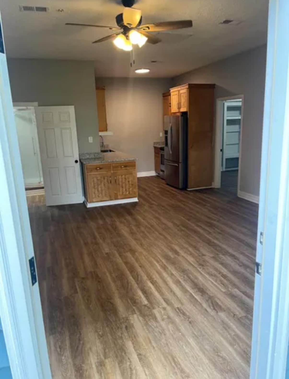 Building Photo - 8715 Fowler Ave