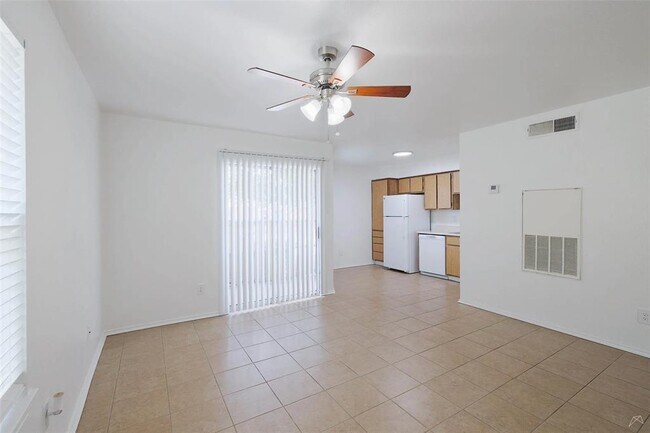 Building Photo - 2323 Wells Branch Pkwy