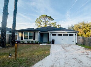 Building Photo - 3BR/ 2BA House - Jacksonville - Available NOW!