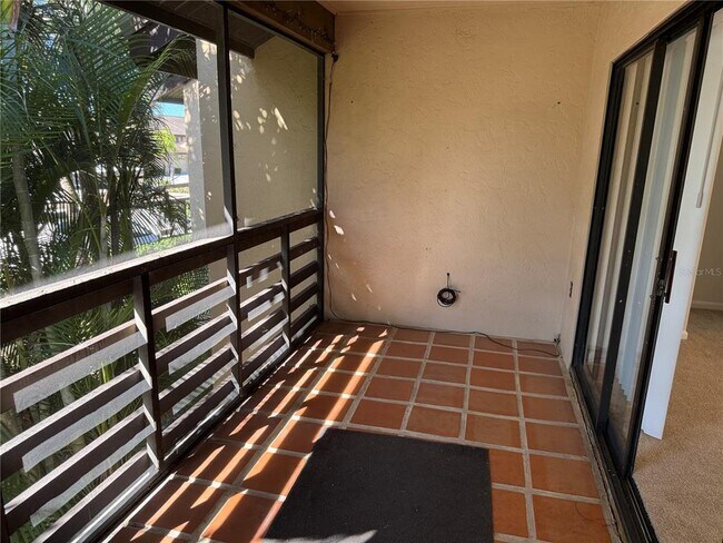 Building Photo - 5691 Ashton Lake Dr