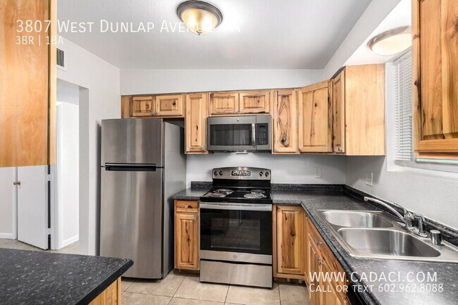 Building Photo - 3807 W Dunlap Ave