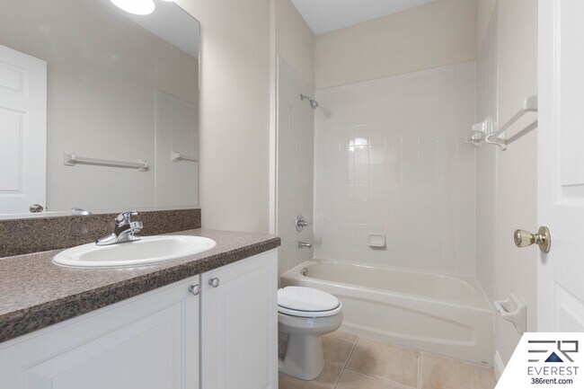 Building Photo - 34 Utrillo Pl