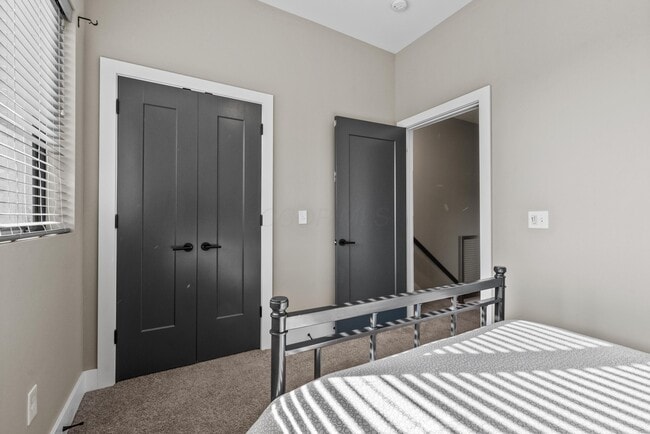 Building Photo - 122 S Ohio Ave