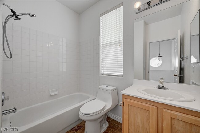 Building Photo - 8789 Villa Alex Ave