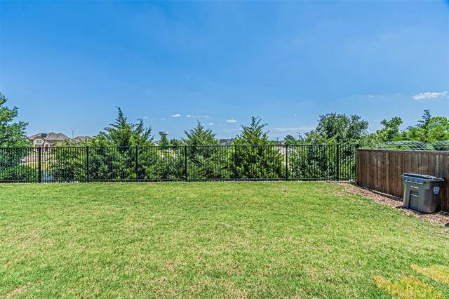 Building Photo - 3316 Hickory Ln