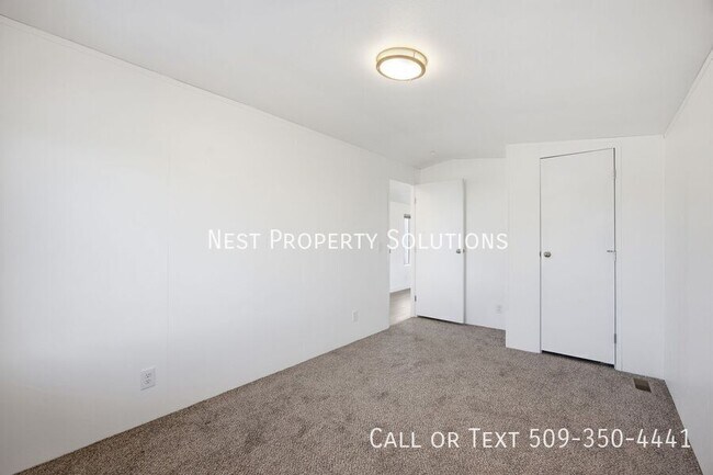 Building Photo - 15824 WA-262