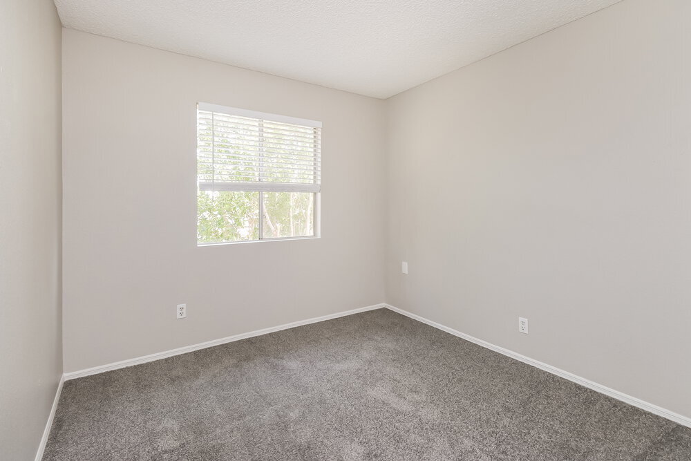 Building Photo - 4758 W Wahalla Ln